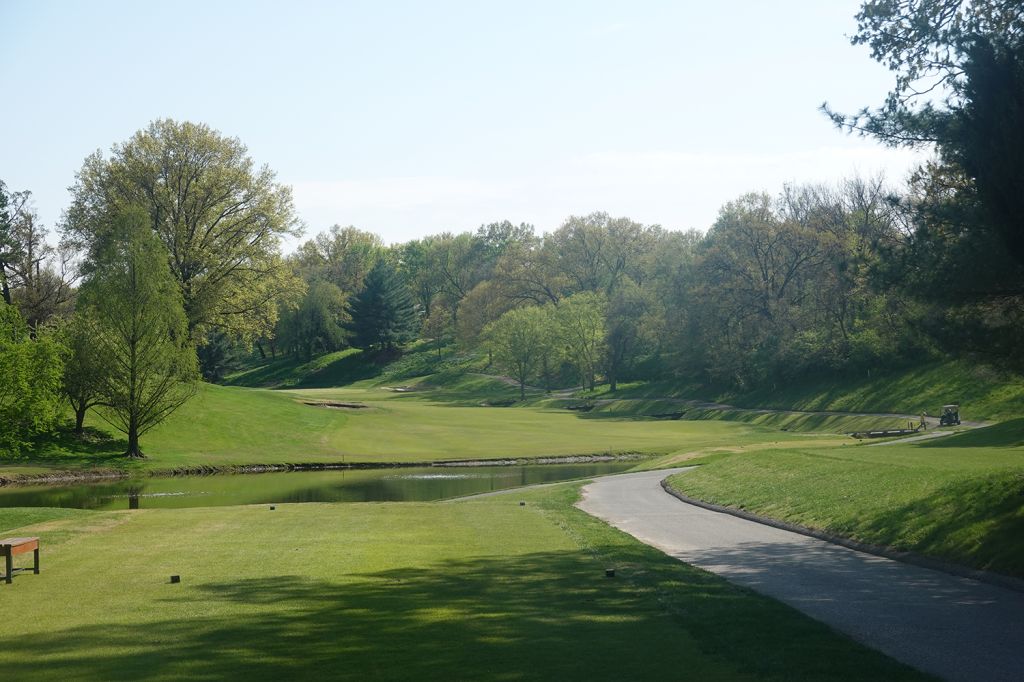 5th Hole at Norwood Hills Country Club (West) (429 Yard Par 4)